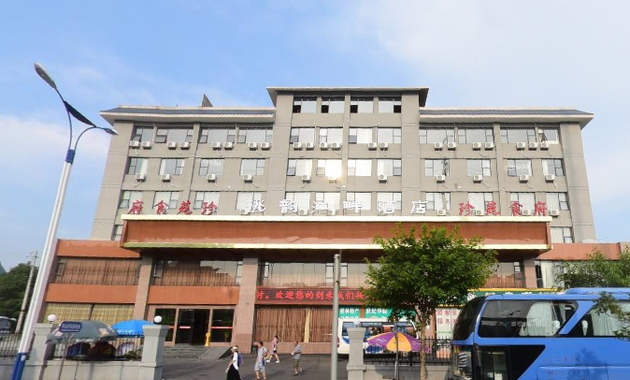 桂林桃韵江畔酒店