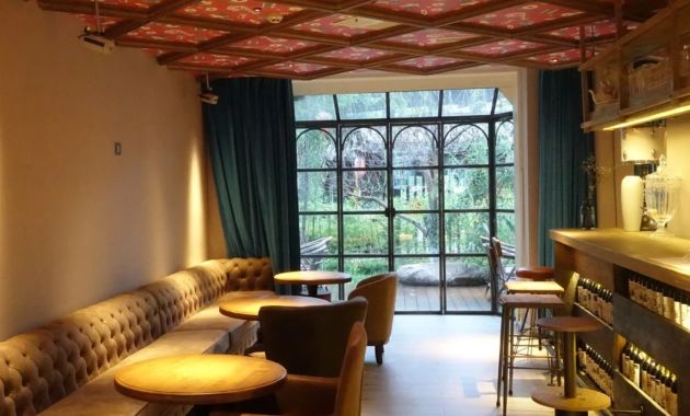 丽江束河新艺堡音乐酒店
